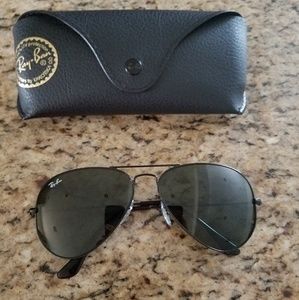 classic ray ban aviators